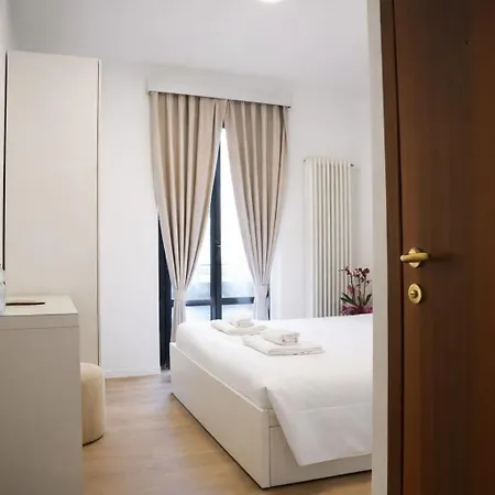 Sunshine Hotel 3*